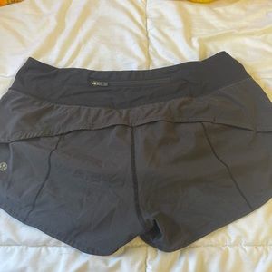 Lulu Lemon Black Hottt Hot shorts size 4